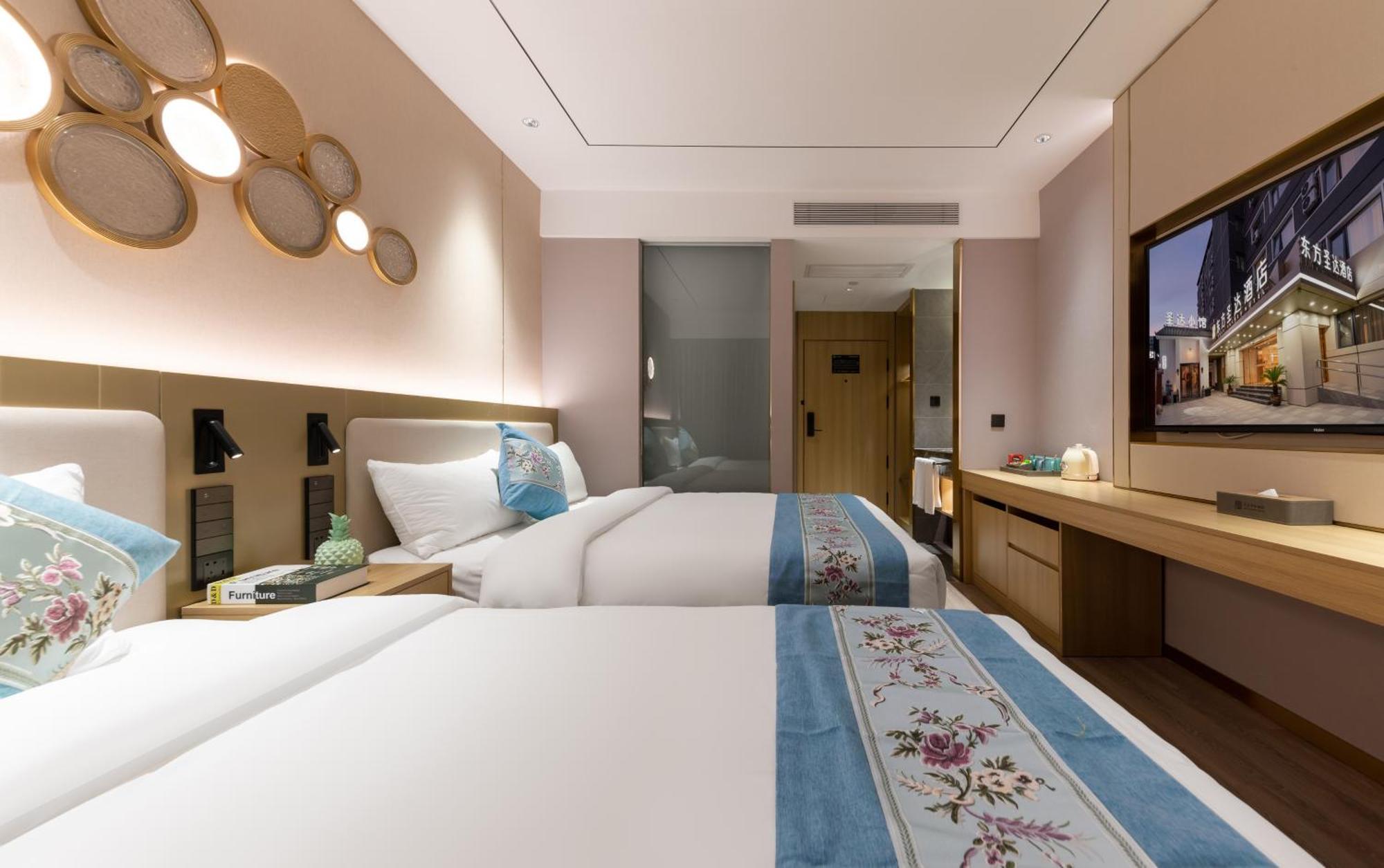 Jingfang Building Smart Hotel - Located In The Busiest Part Of The Downtown Area, Near Beijing Tiananmen Square And The Forbidden City,Wangfujing Shopping Street ,Newly Opened Hotel,Provide Free Laundry Service,Provide Tourism And Ticketing Services Exterior photo